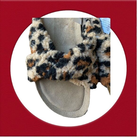 Leopard Print Sherpa Slides Sandals Treasure & Bond Size 8 - Picture 2 of 9